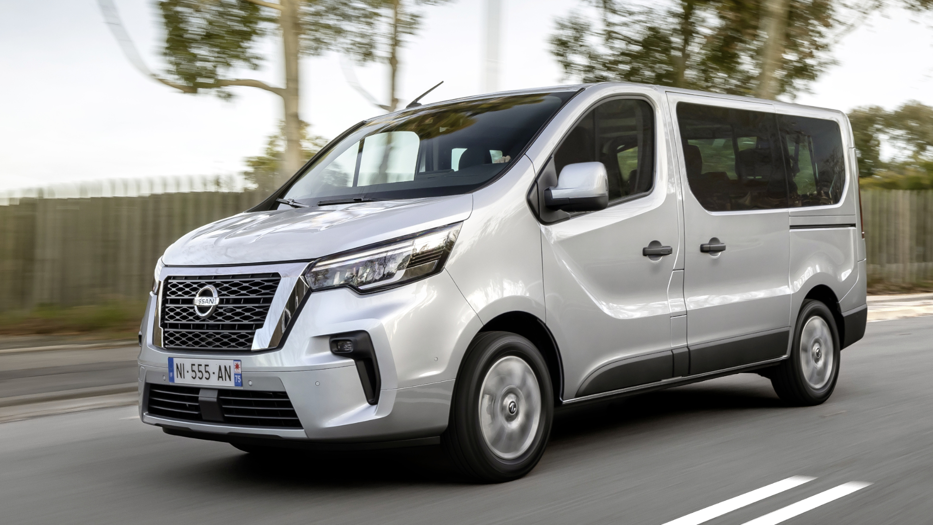 Nissan NV300 Kombi Technische Daten Maße Innenraum carwow de